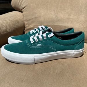 Vans Authentic Pig Suede